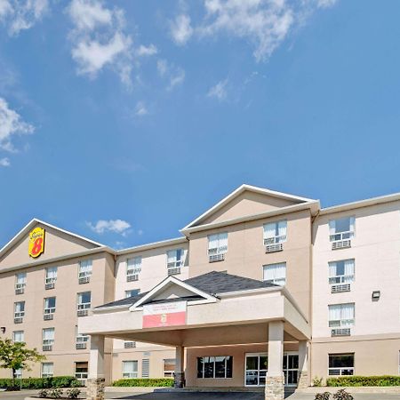 Super 8 By Wyndham Barrie South Hotel Buitenkant foto