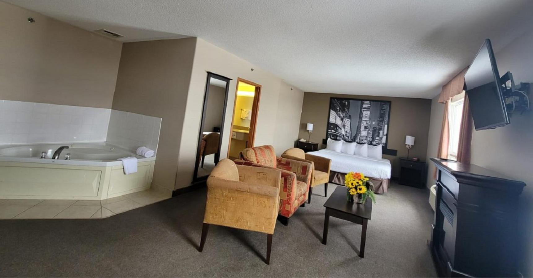 Super 8 By Wyndham Barrie South Hotel Buitenkant foto